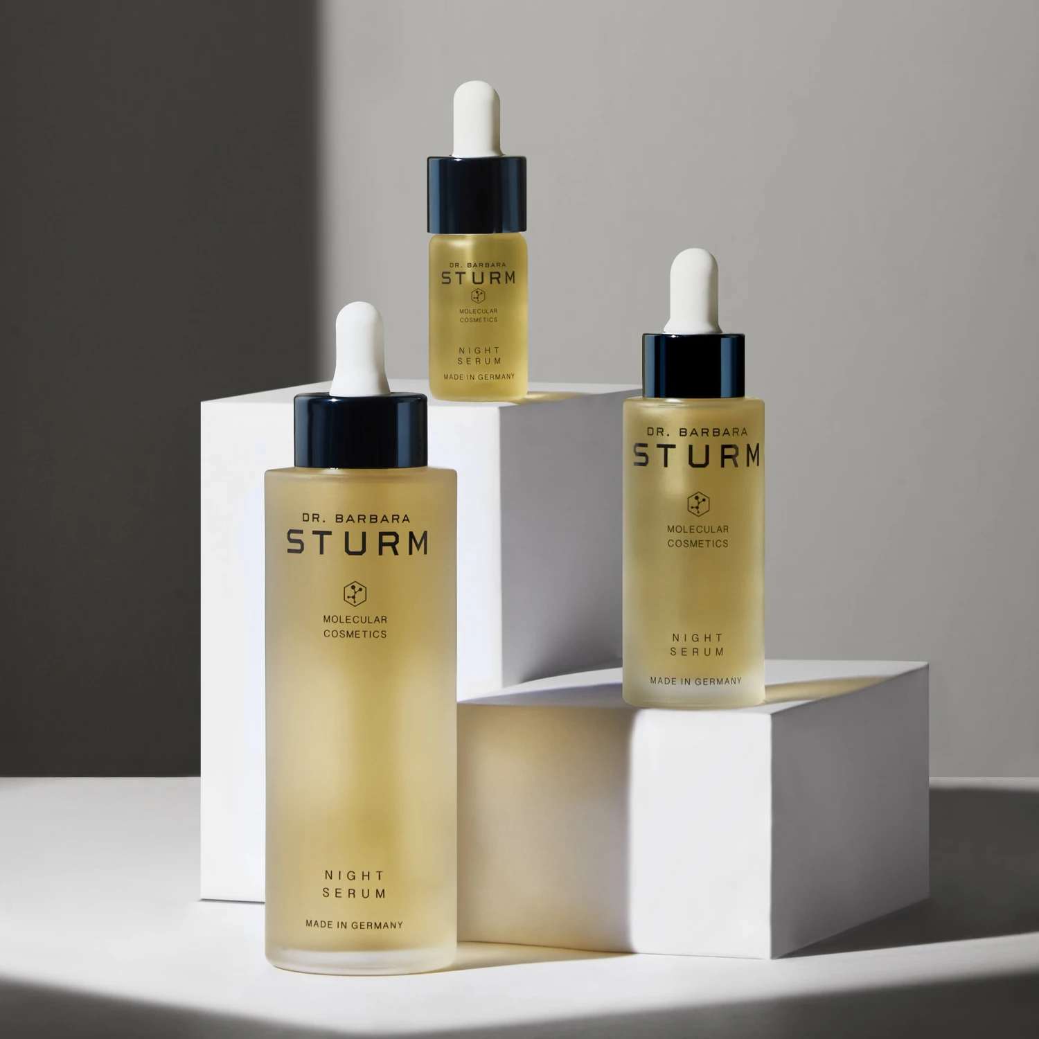 Dr. Barbara Sturm NIGHT SERUM JUMBO 5 Dr. Barbara Sturm NIGHT SERUM JUMBO - Image 5