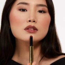 PHANTOM VOLUMIZING GLOSSY BALM DUO 18 PHANTOM VOLUMIZING GLOSSY BALM DUO -Omorovicza Shop Hourglass GlossyBalmDuo Rouse 5