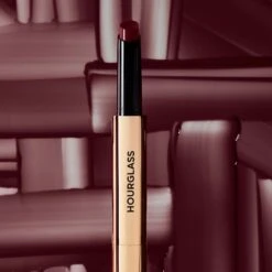 PHANTOM VOLUMIZING GLOSSY BALM 23 PHANTOM VOLUMIZING GLOSSY BALM -Omorovicza Shop Hourglass PhantomVolumizingGlossyBalm Lure 8