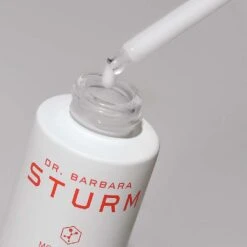 Dr. Barbara Sturm THE BETTER B NIACINAMIDE SERUM 7 Dr. Barbara Sturm THE BETTER B NIACINAMIDE SERUM -Omorovicza Shop dr barbara sturm the better niacimade serum alt2