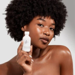 HYDRA-BRIGHT PRO 5 LIQUID EXFOLIANT -Omorovicza Shop glo skin Hydra Bright Pro 5 Liquid Exfoliant alt3