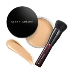 THE FOUNDATION BALM 22 THE FOUNDATION BALM -Omorovicza Shop kevyn aucoin foundation balm Light FB 03
