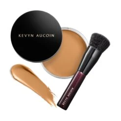 THE FOUNDATION BALM 30 THE FOUNDATION BALM -Omorovicza Shop kevyn aucoin foundation balm Medium FB 08