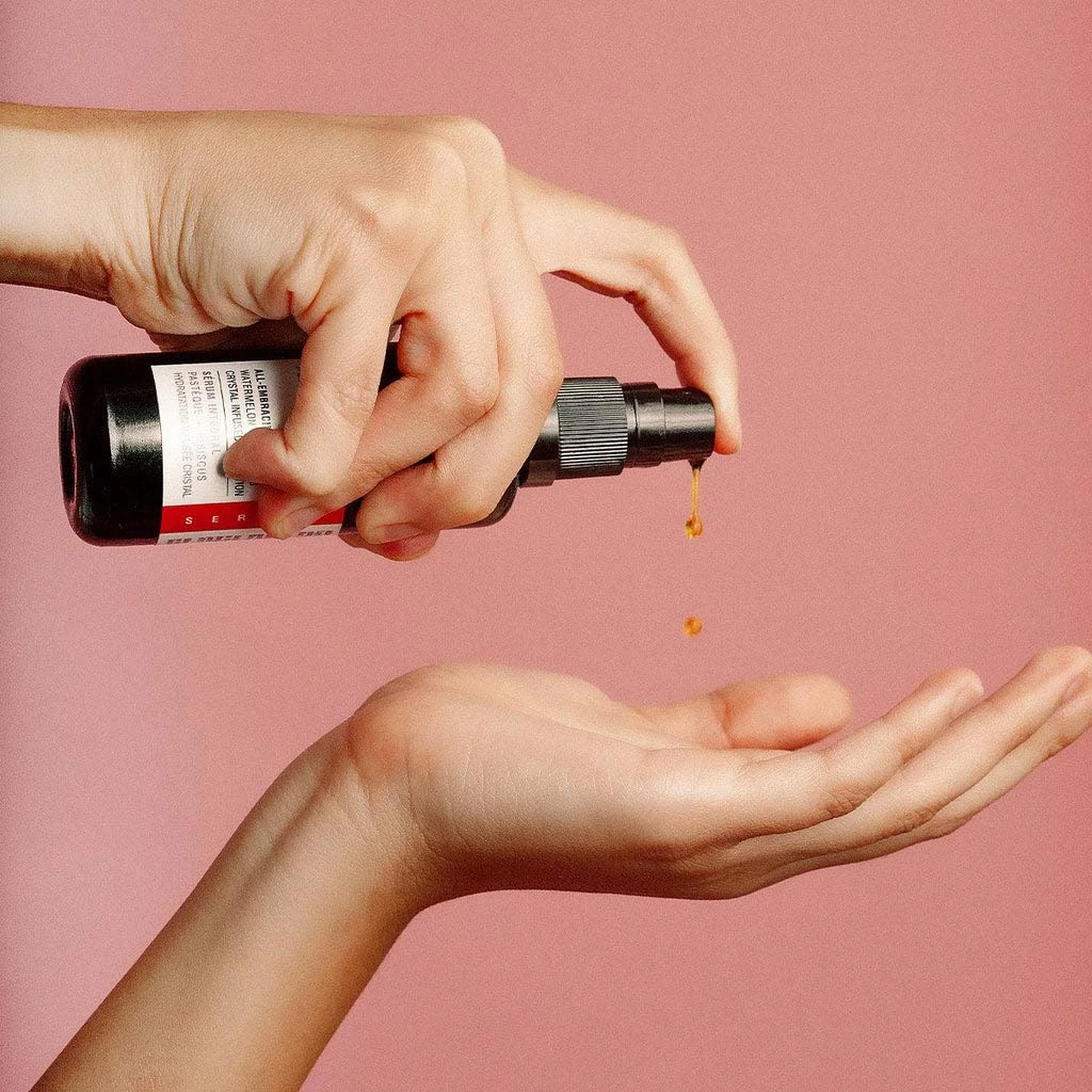 ALL-EMBRACING HYDRATING SERUM (WATERMELON + HIBISCUS) 4 ALL-EMBRACING HYDRATING SERUM (WATERMELON + HIBISCUS) - Image 4