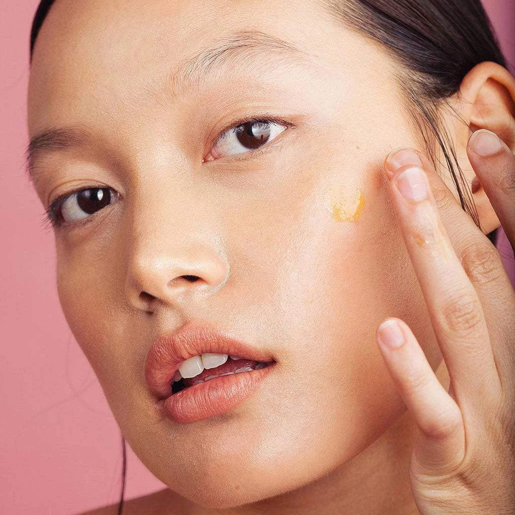 ALL-EMBRACING HYDRATING SERUM (WATERMELON + HIBISCUS) 3 ALL-EMBRACING HYDRATING SERUM (WATERMELON + HIBISCUS) - Image 3